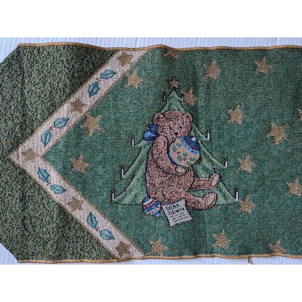 Christmas Warren Kimble Table Runner Tapestry Toys Green